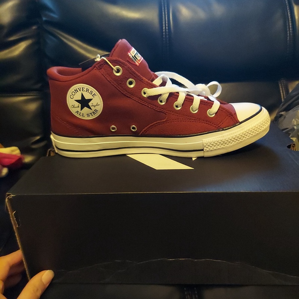 Converse 10.5 Men’s  High-Top Sneakers
